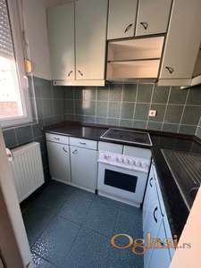 Izdajem dvosoban stan na Grbavici